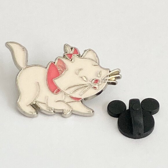 Disney Aristocats Marie Cat Trading Pin New 2020 Pink White Enamel Bow - Picture 3 of 8